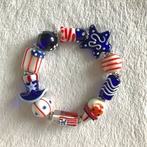 NEW Handmade Patriotic Lampwork Glass Bracelet